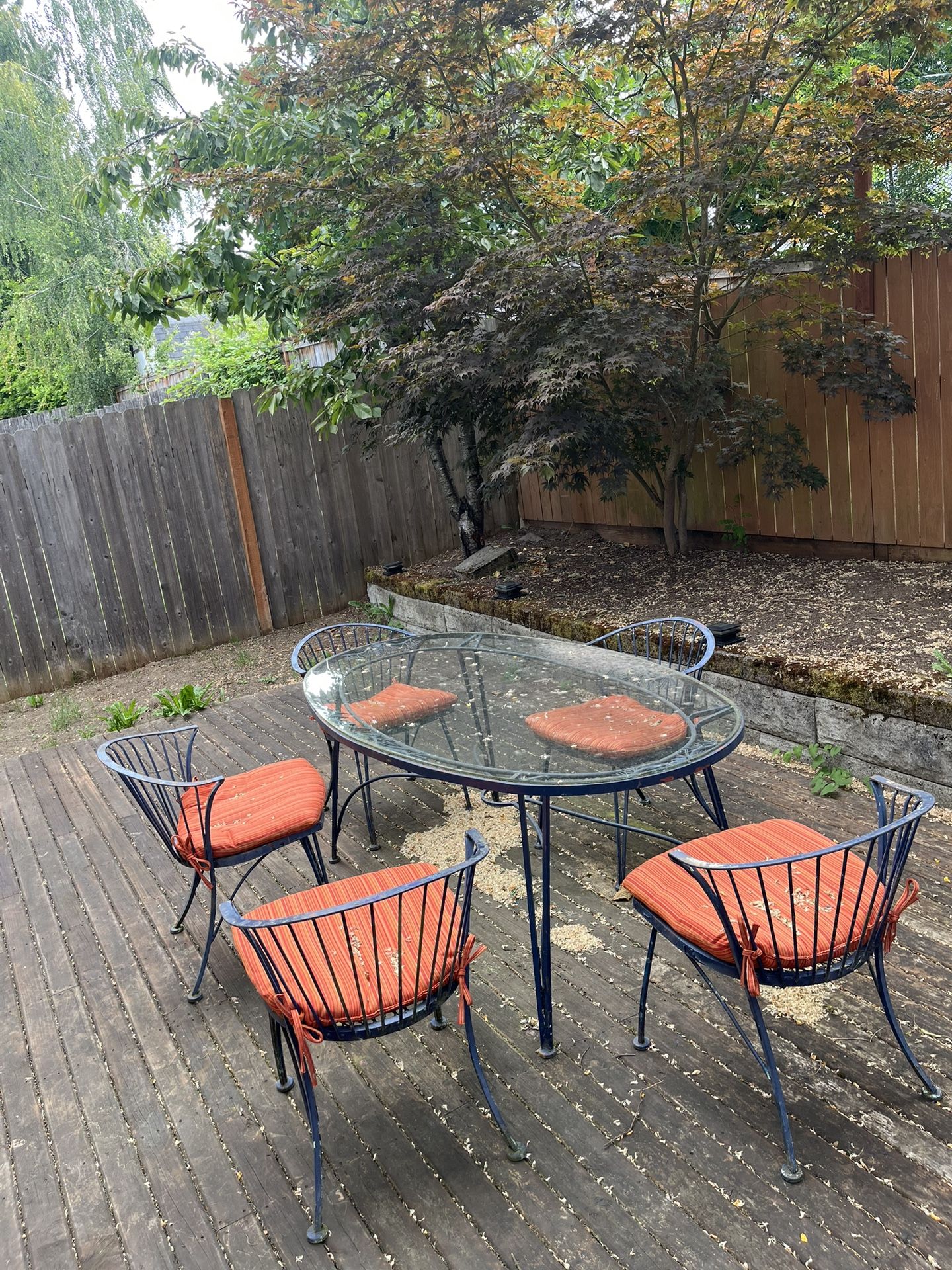 Outdoor Table And Chairs