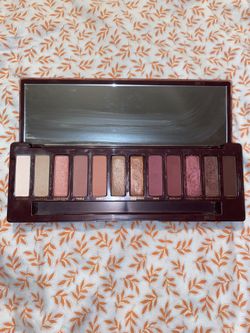 URBAN DECAY NAKED CHERRY EYESHADOW PALETTE 