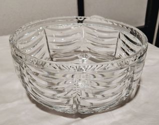 Vintage Cristlet Cut Lead Crystal 8" Serving Bowl – Starburst Base