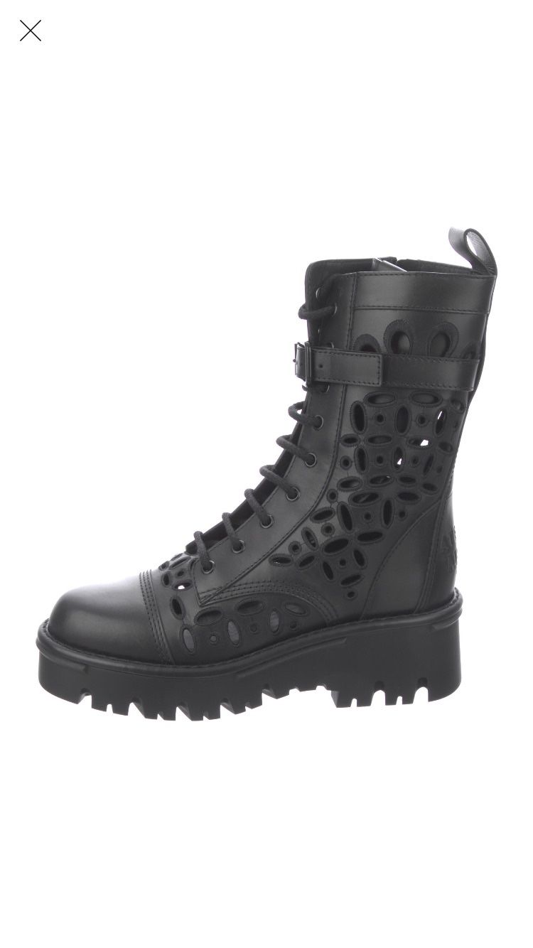 Leather cutout accent combat boots