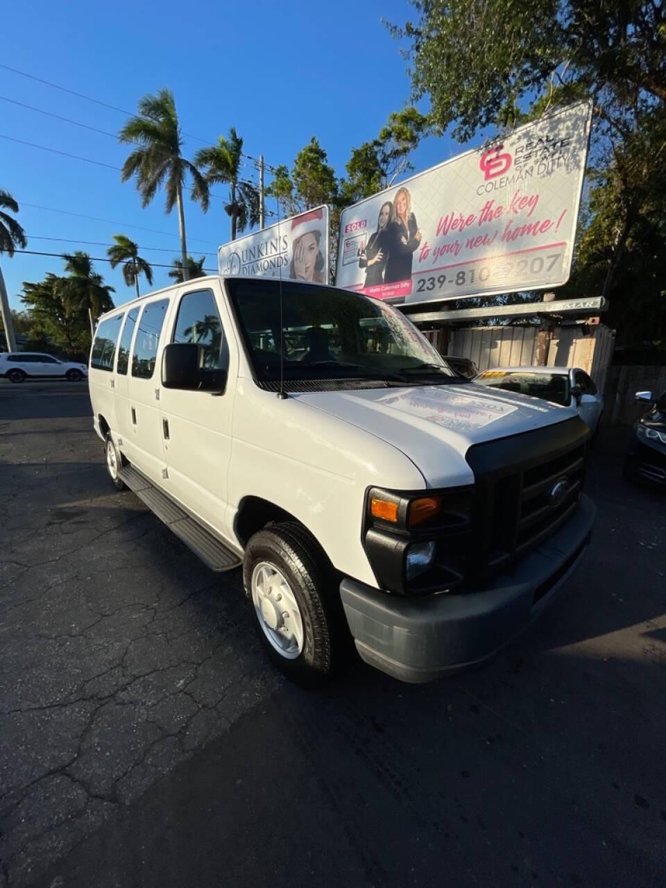 2009 Ford E-350 Super Duty