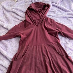 Burgundy midi dress with hood