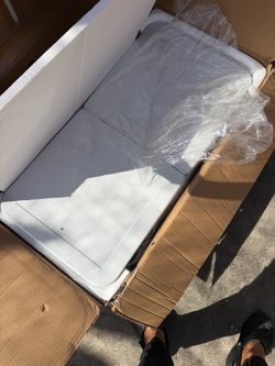 Ice chest