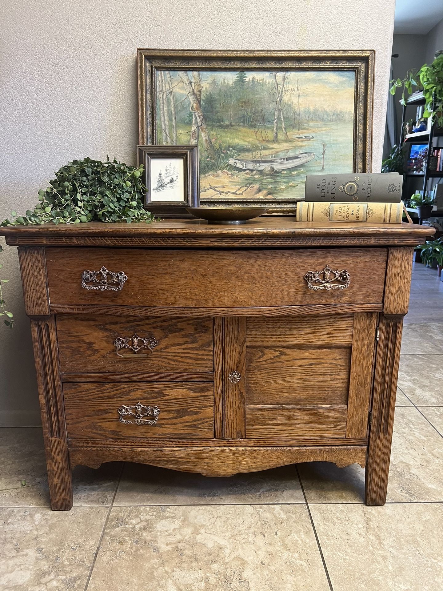 Antique C. 1870s-1890s Tiger Oak Sideboard Cabinet