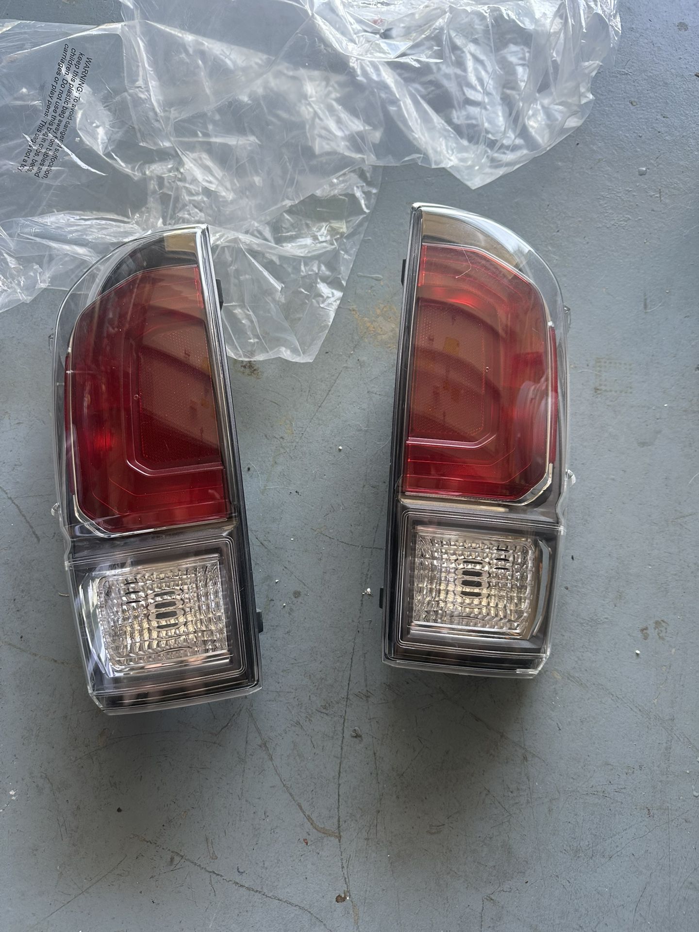 2016-2023 Tacoma Tail Lights