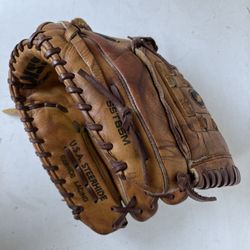 Baseball Gloves 13”