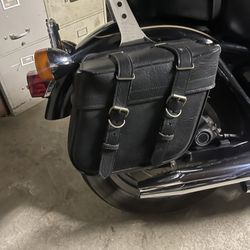 Saddlebags & Brackets 