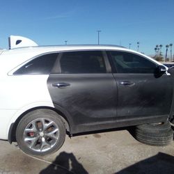 Kia Sedona  Parting Out 