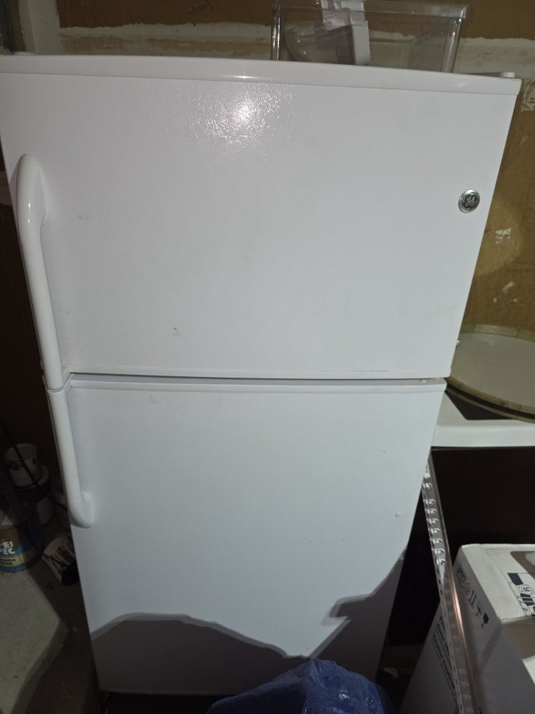 Fridge