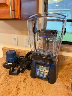 Waring Xtreme Commercial Blender with Sound Enclosure Eclipse Brand New
