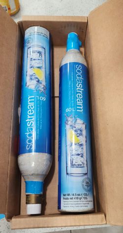 2 FULL Sodastrem CO2.