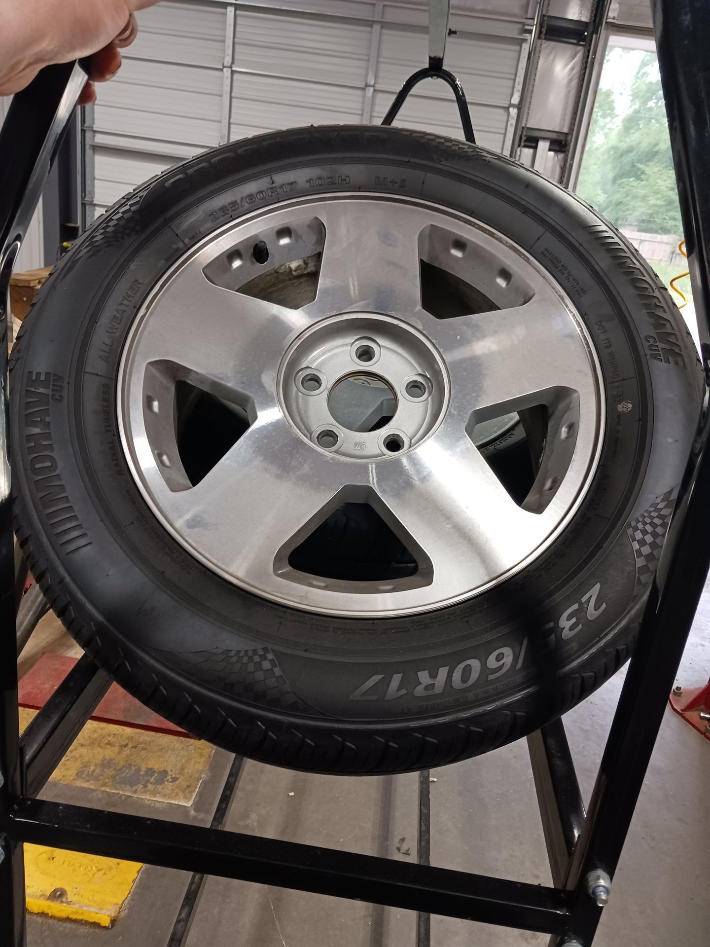 Who Makes Mohave Tires
