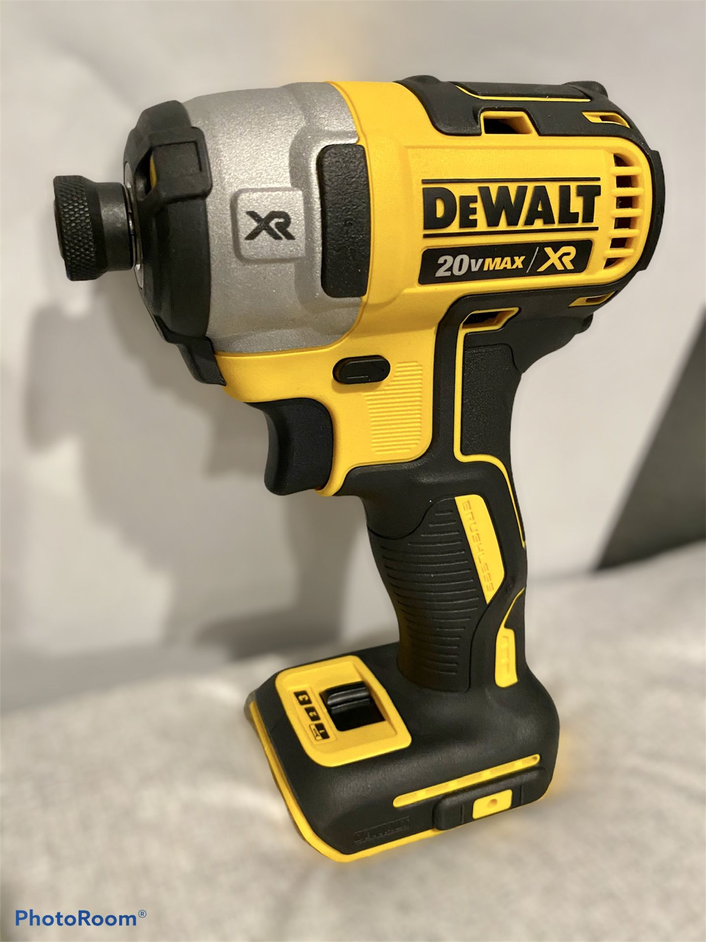 20-Volt MAX XR Lithium-Ion Cordless Brushless 3-Speed 1/4 in. Impact Driver (Tool-Only)