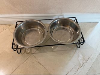 Large dog bowls