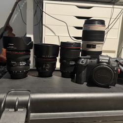Canon R Camera Bundle 