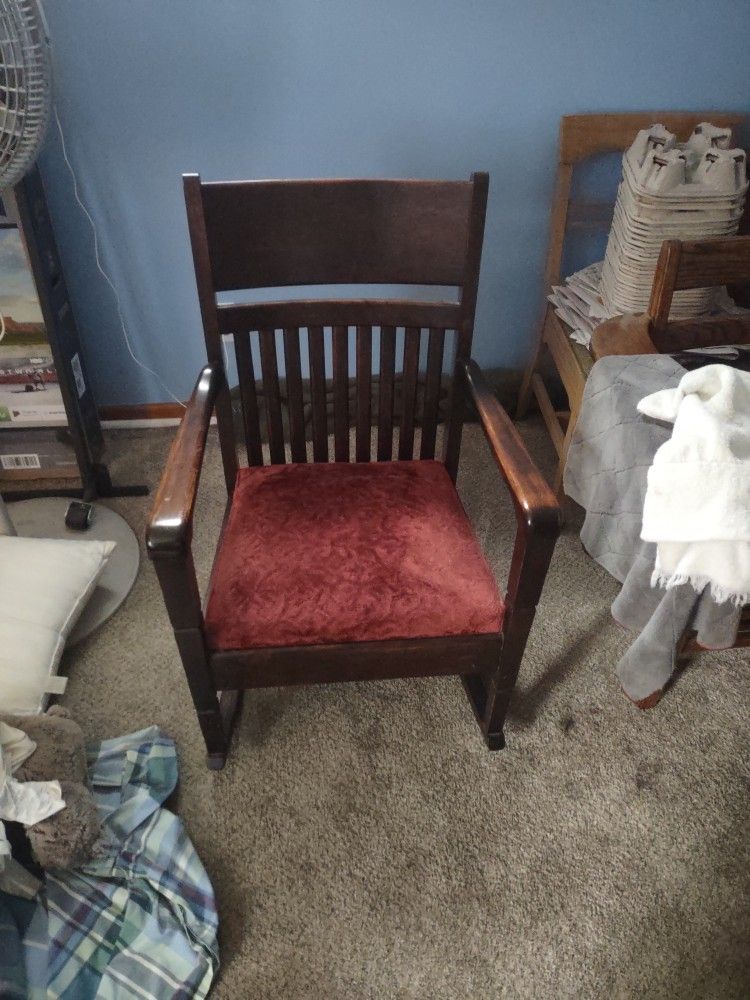 Rocking Chair 