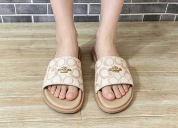 Women’s sandal