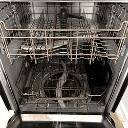 GE profile Dishwasher 