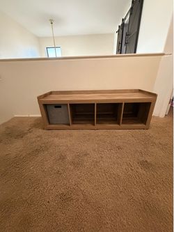 4 Cubby Storage Bench