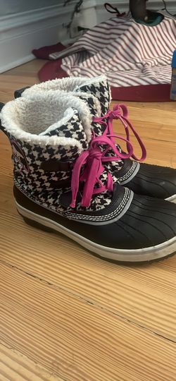 Woman’s Size 7 Sorel Snow Boots