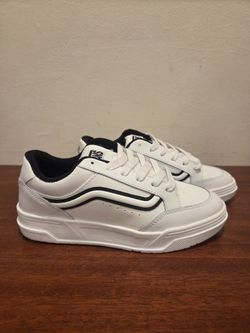 VANS Youth Size 6.0