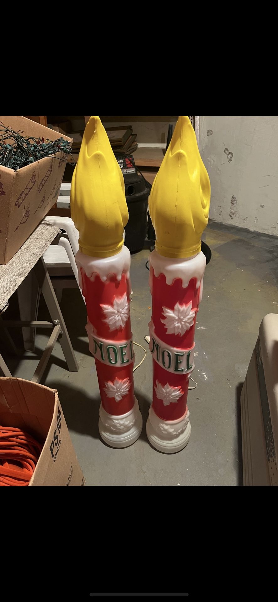Vintage outdoor Christmas candles