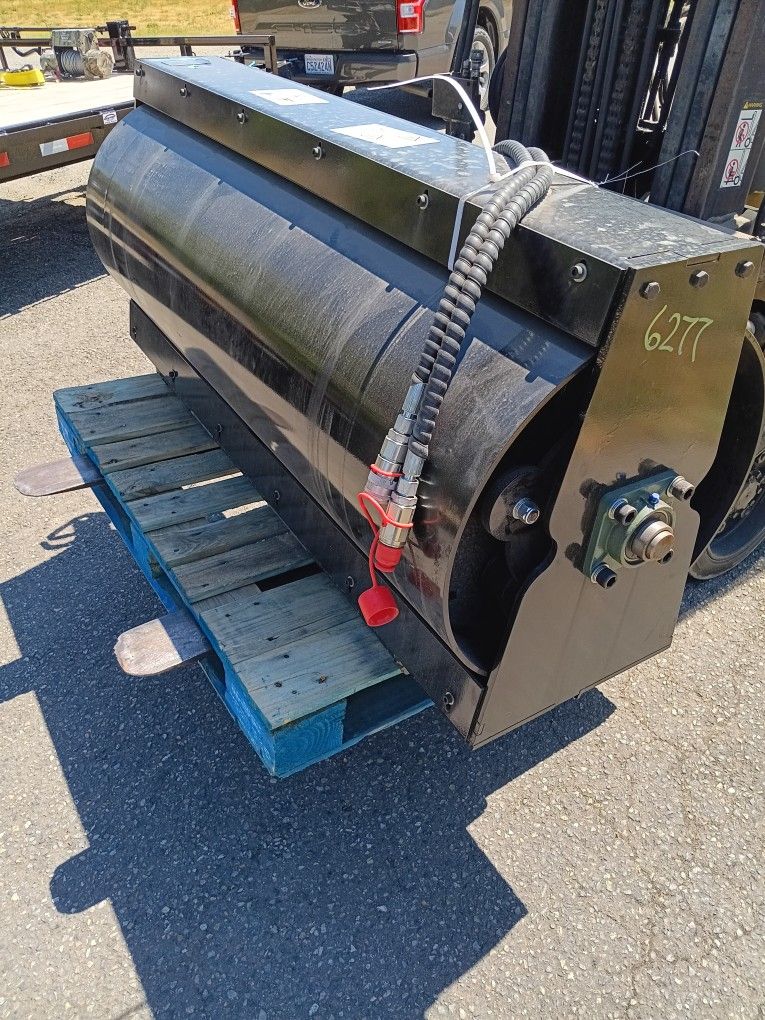 59" Skid Steer Hydraulic Vibratory Roller Attachment. New!