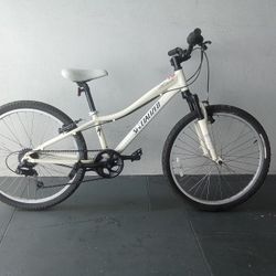 BICYCLE SPECIALIZED 7 SPEED SIZE 24 BRAND NEW 