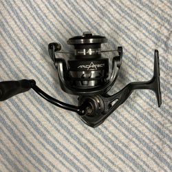 Architect 4.0 13 Fishing Spinning Reel New for Sale in Menifee, CA