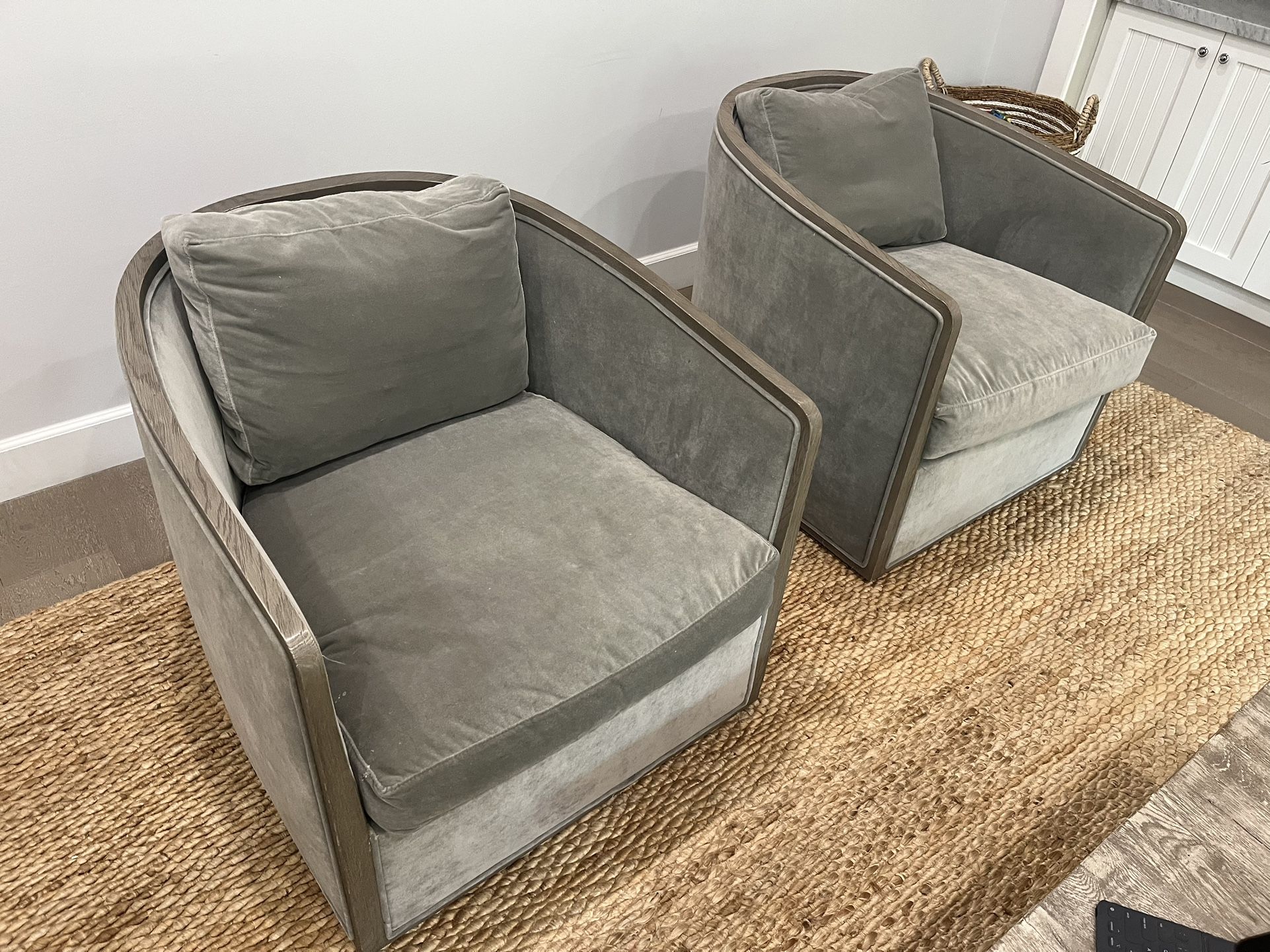 RH Dixon Swivel Chair