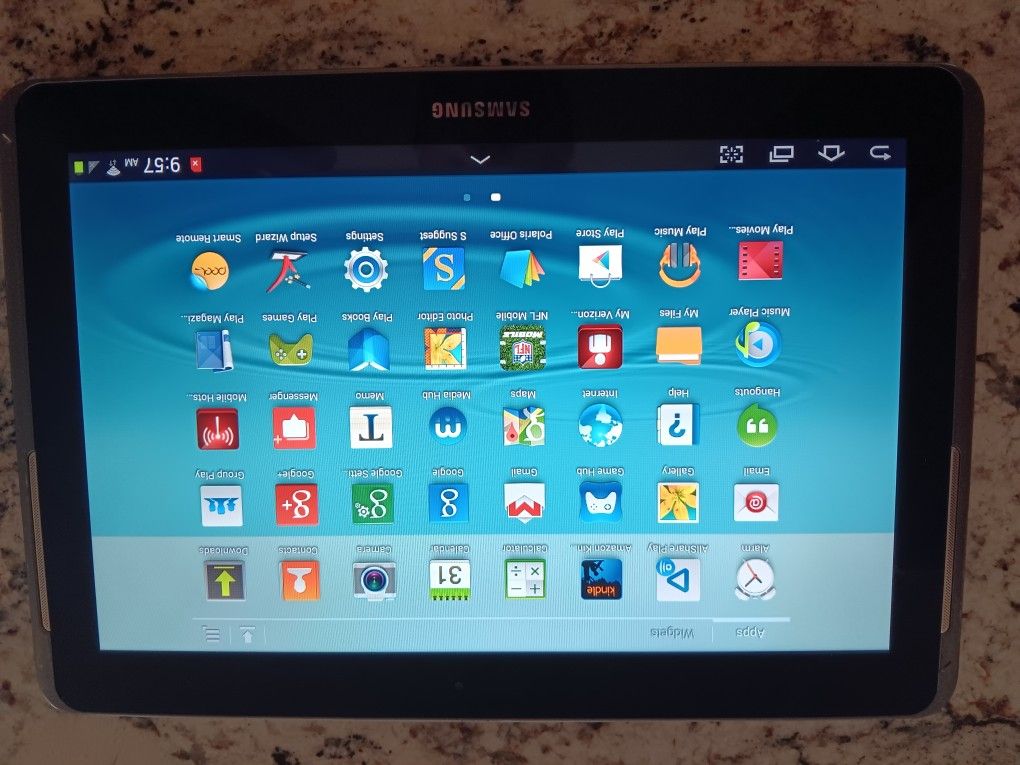 . Samsung Galaxy Tablet Like New Condition Works Great $35