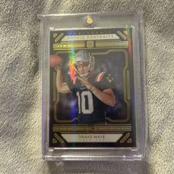 2025 Panini NFL Photogenic Drake Maye Rookie Portraits Gold 5/5