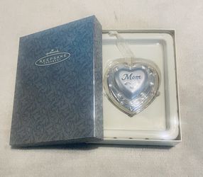 Hallmark Keepsake Ornament MOM Silver Locket