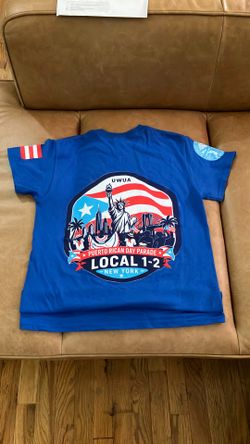 Free Shirt Mens Small