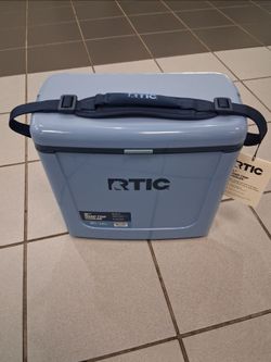 RTIC 16 QT ROAD TRIP COOLER.