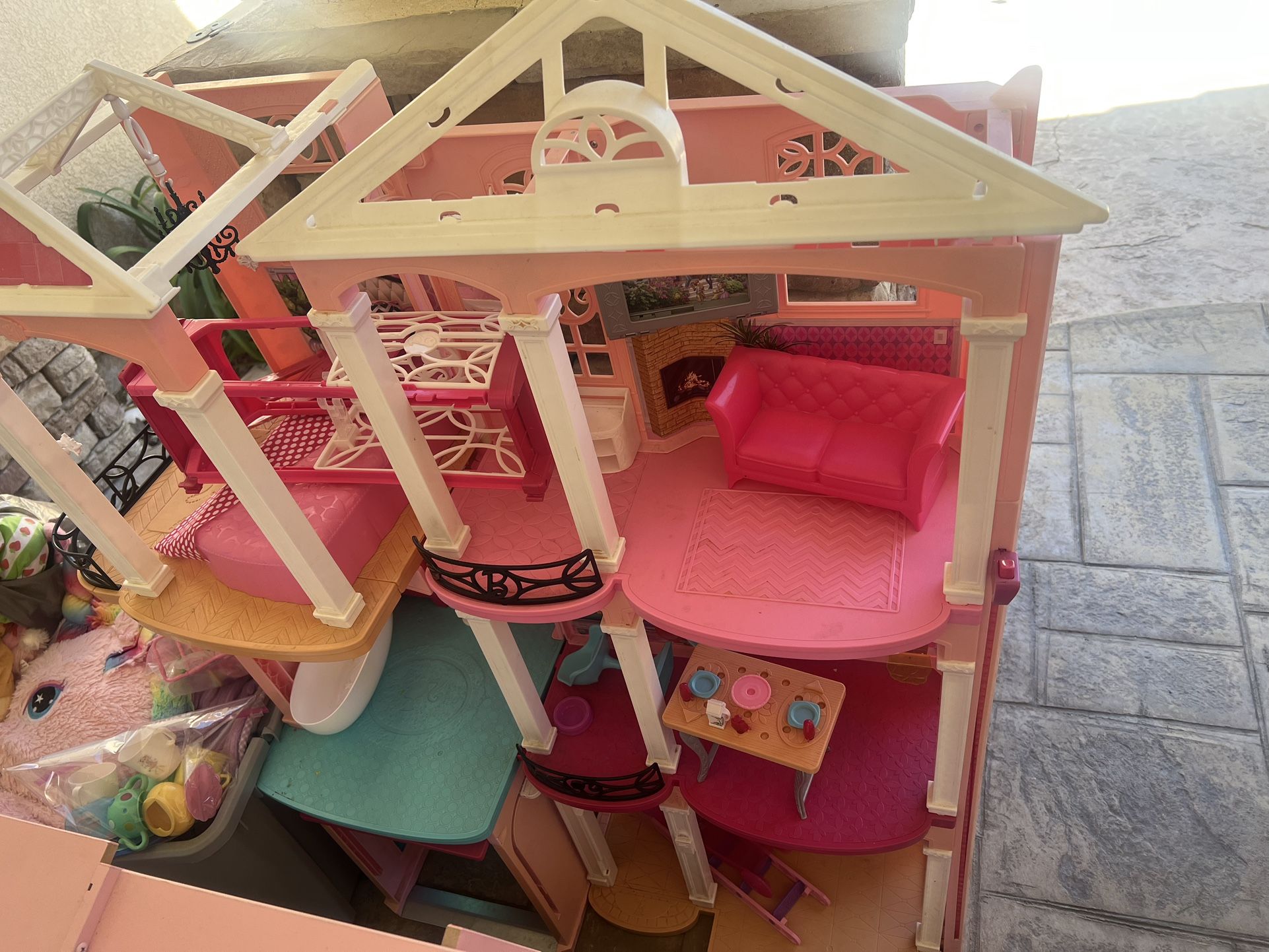 Barbie House
