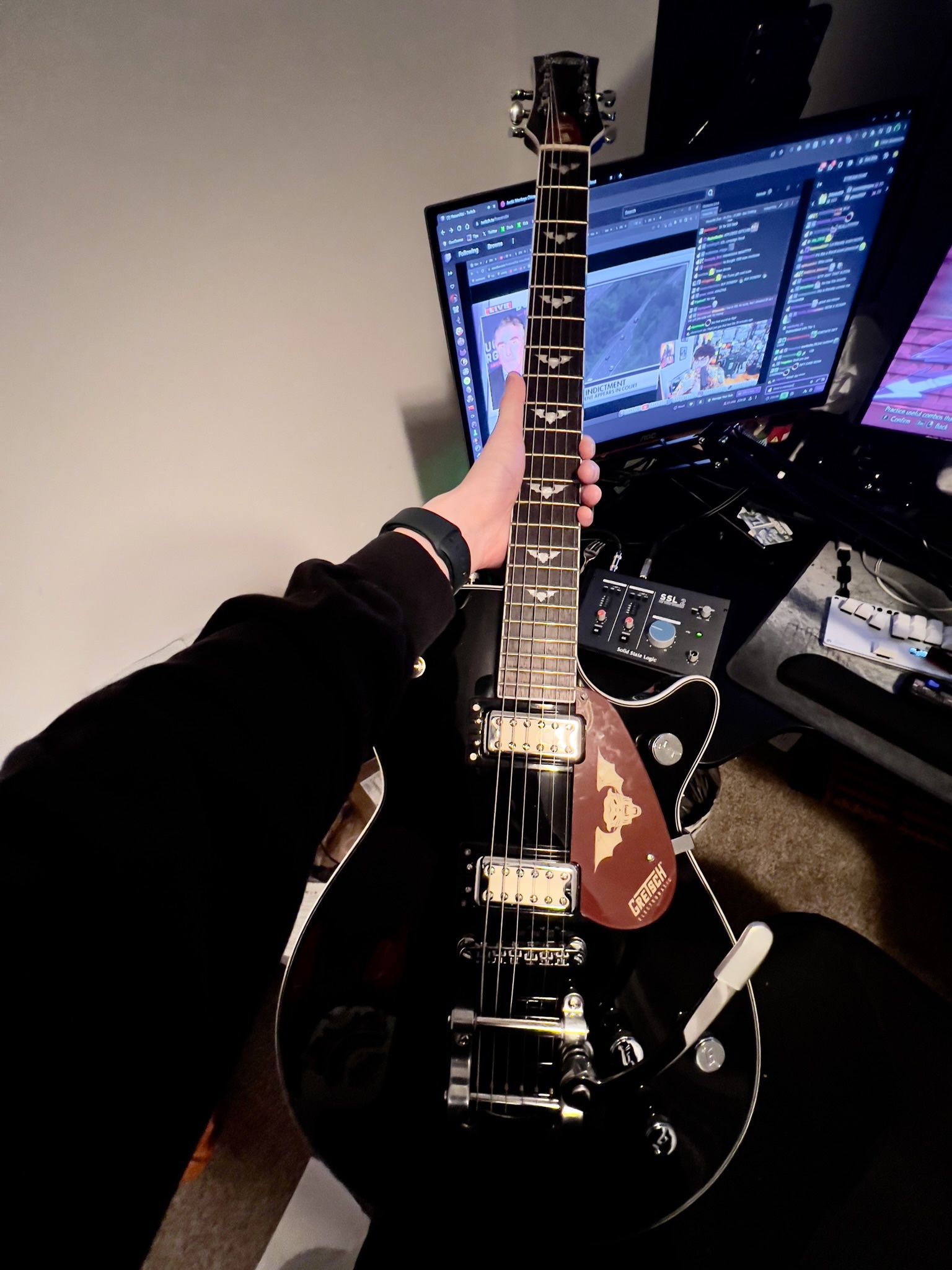 G5230T NICK 13 SIGNATURE ELECTROMATIC® TIGER JET™ WITH BIGSBY®