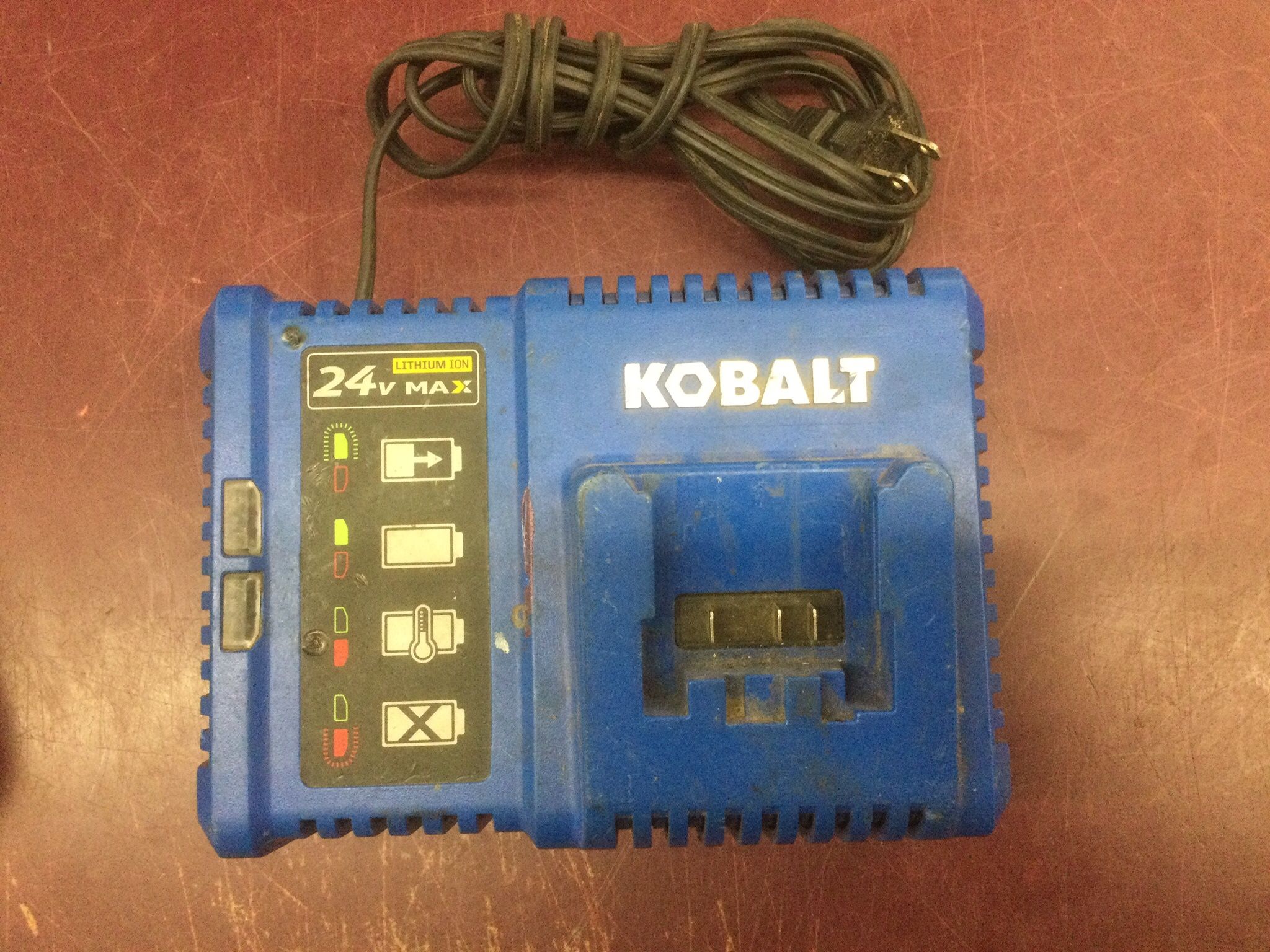 KOBALT 24V MAX BATTERY CHARGER LITHIUM ION Li-Ion 24 Volt