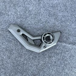 12-22 KAWASAKI NINJA 650 OEM RIGHT SIDE FOOT COVER 14093-0623