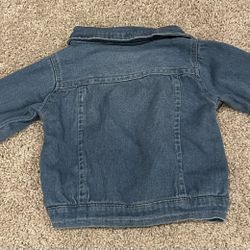 3 Pieces Of Baby Clothing Size Twelve Months