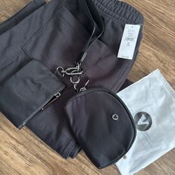 Gap Black Shorts XL(12) and Black VUTUXA Keychain/ Wallet Wristlet Bundle $35. Store value $45.