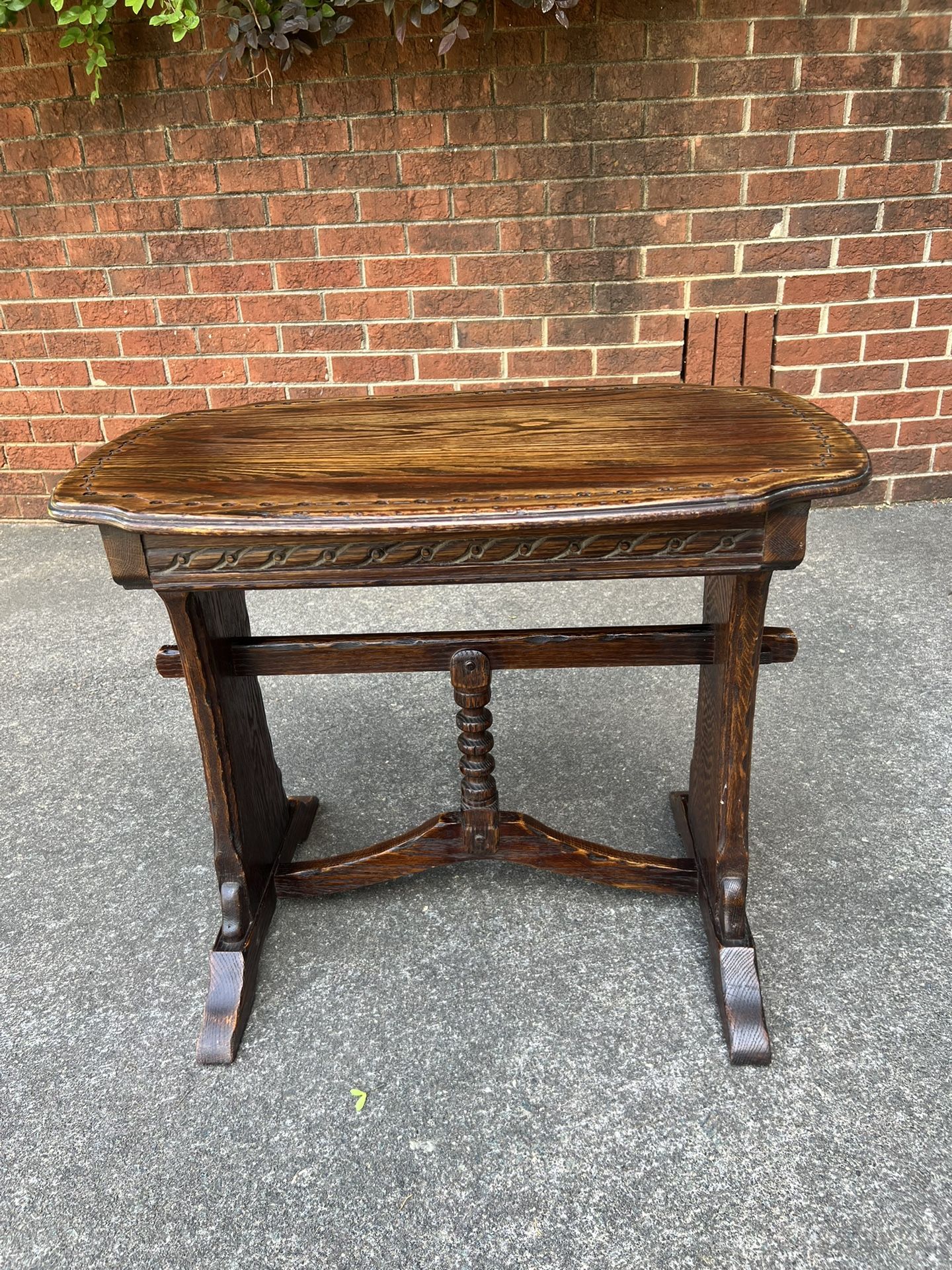 Feudal Oak Jamestown Lounge Side Table With Drawer