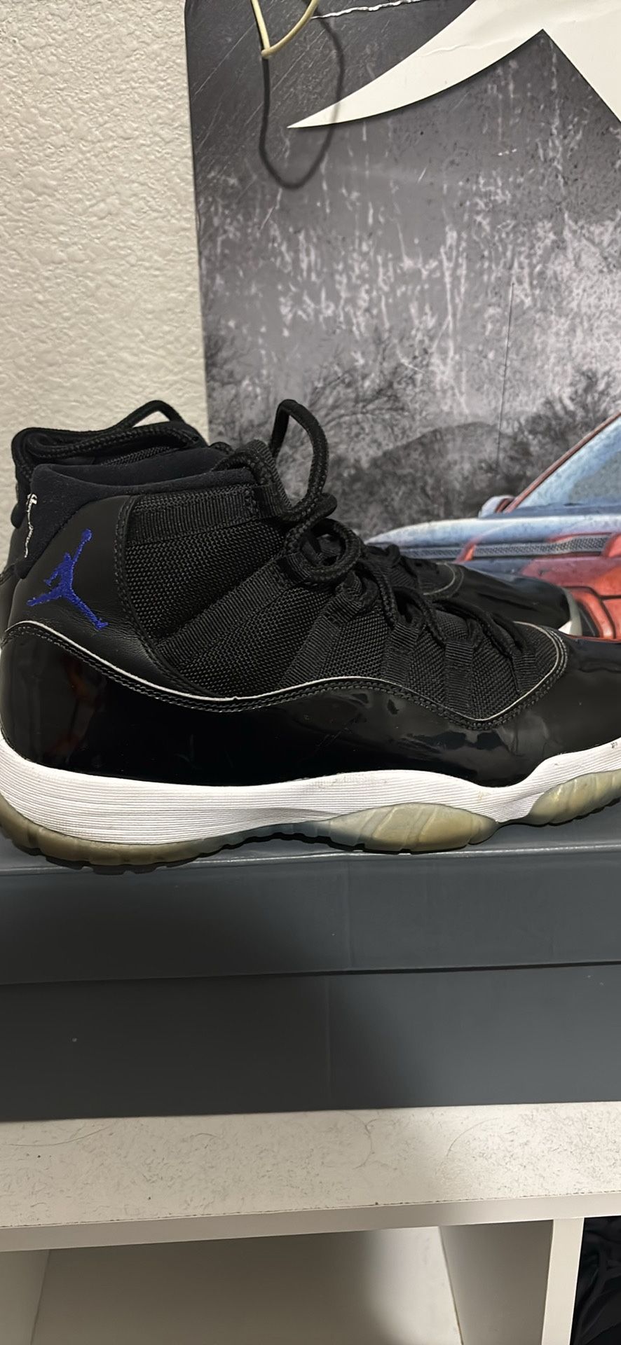 Jordan 11 Space Jam 