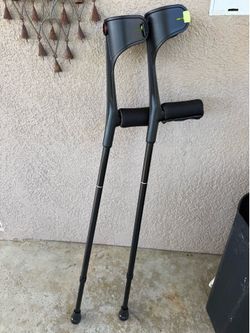 NEW IN BOX Forearm Crutches for Adults
