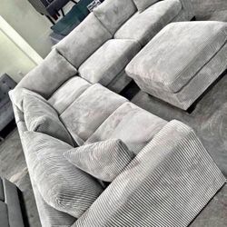 Sectional Sofa 99x99x35H