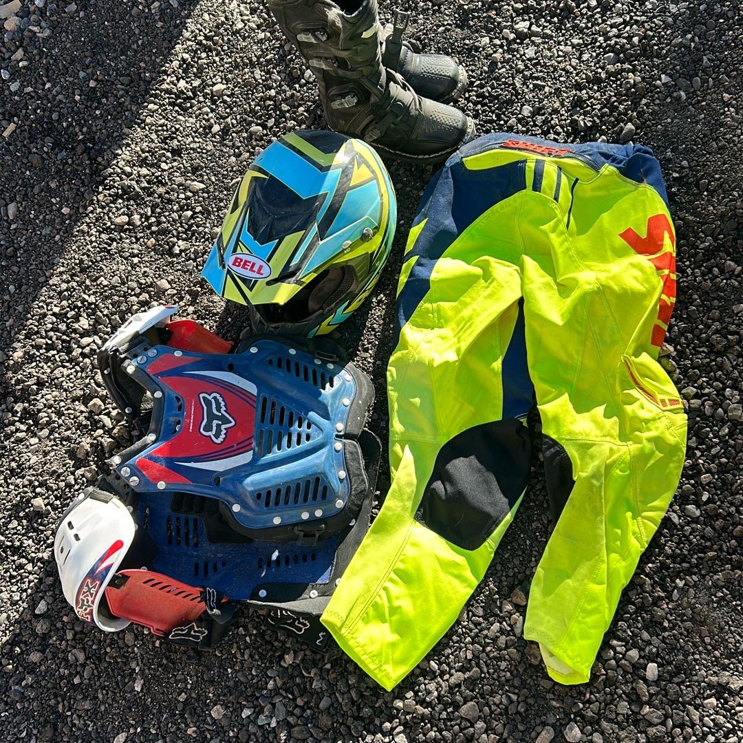 Dirt Bike Riding Gear for Sale in Phoenix, AZ - OfferUp