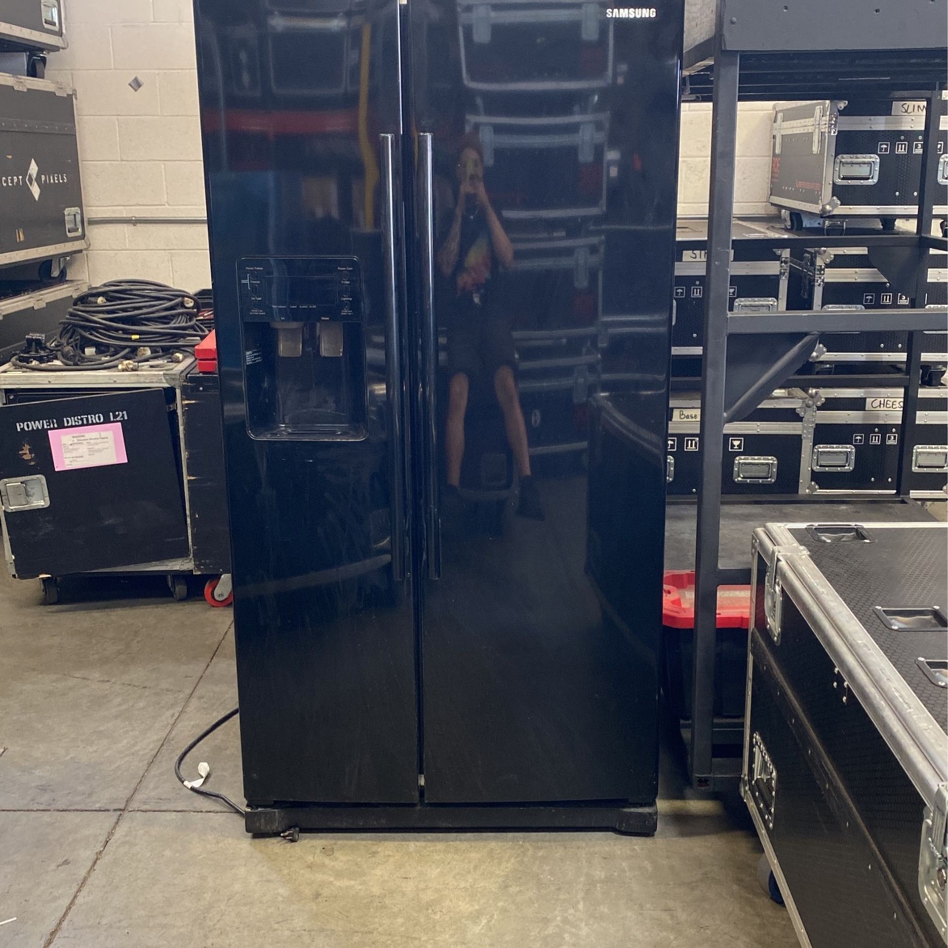 Samsung Black Fridge for Sale in Ontario, CA OfferUp