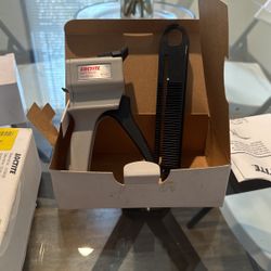 Adhesive Dispensing Gun 
