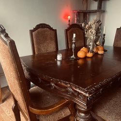 Antique Table With Chairs