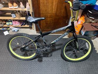 Kids huffy bicycle